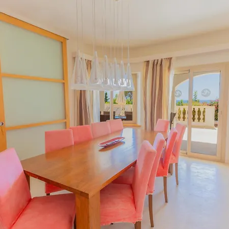 Maitreya By Menorcarentals Сон-Боу